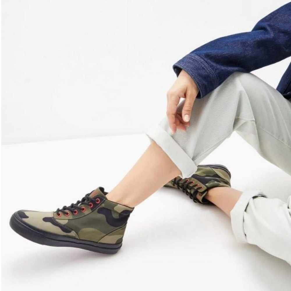 Polo Ralph Lauren Bryn Camo High-Top Trainer Size 9